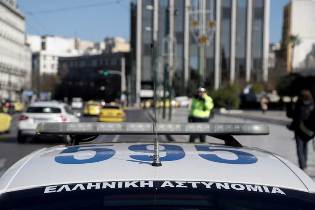 Νέα Σμύρνη: «Σκότωσα τους δαίμονες» φώναζε ο 17χρονος που μαχαίρωσε τη μητέρα του