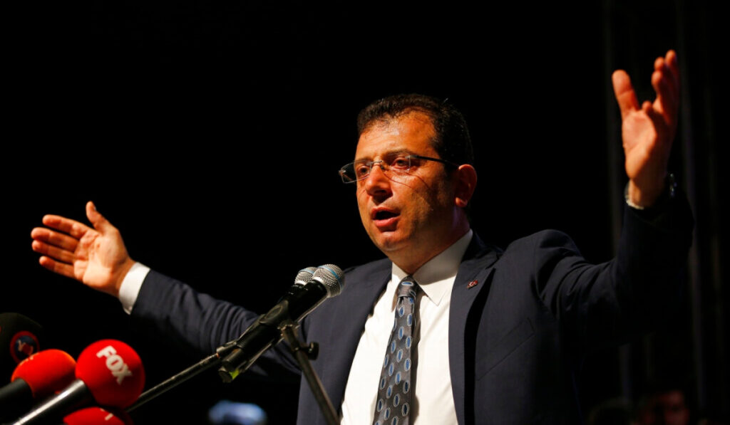 «Βόμβα» στην Τουρκία: Ο Ιμάμογλου δεν μπορεί να διεκδικήσει την προεδρία – Καταδικάστηκε σε ποινή φυλάκισης 2 ετών