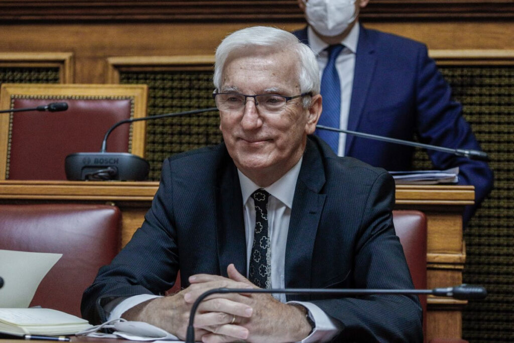 Θεμιστοκλής Δεμίρης: Υπερκράτος