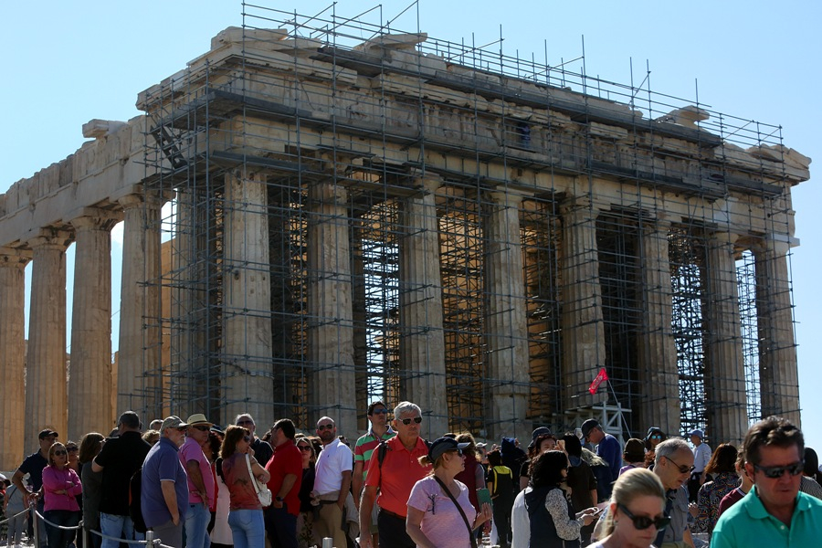 Καινούργιο αναβατόριο για ΑμεΑ στην Ακρόπολη