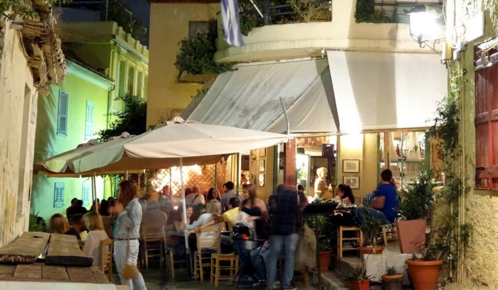 Κορονοϊός: Εκτόξευση του ιικού φορτίου σε Αττική, Ρέθυμνο, Άγιο Νικόλαο – Όλες οι περιοχές