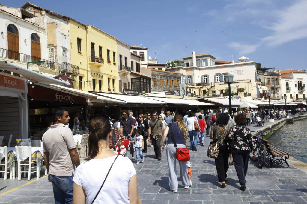 Κρούσματα σήμερα 23/6: Οι τρεις περιοχές της Ελλάδας με την μεγαλύτερη μείωση