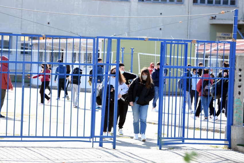 Παπαευαγγέλου για μετάλλαξη κορονοϊού: Αύξηση της μεταδοτικότητας στα παιδιά κατά 15%