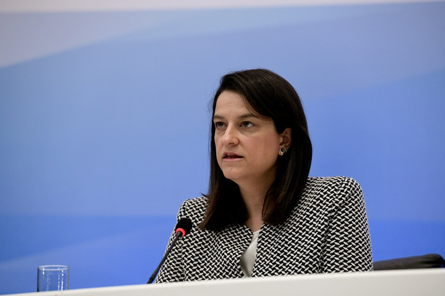 Ενδεχόμενο παράτασης της σχολικής χρονιάς άφησε ανοιχτό η Κεραμέως