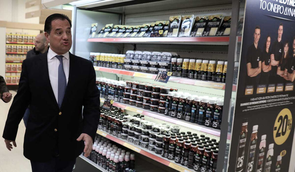 Γεωργιάδης: Απορρόφηση των ανατιμήσεων με μείωση φόρων και εισφορών