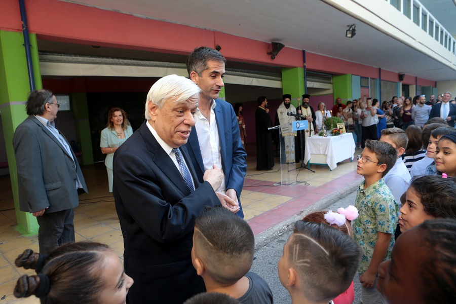 Νέα σχολική χρονιά: Σε ποιους αγιασμούς πήγαν πολιτικοί αρχηγοί και δήμαρχοι