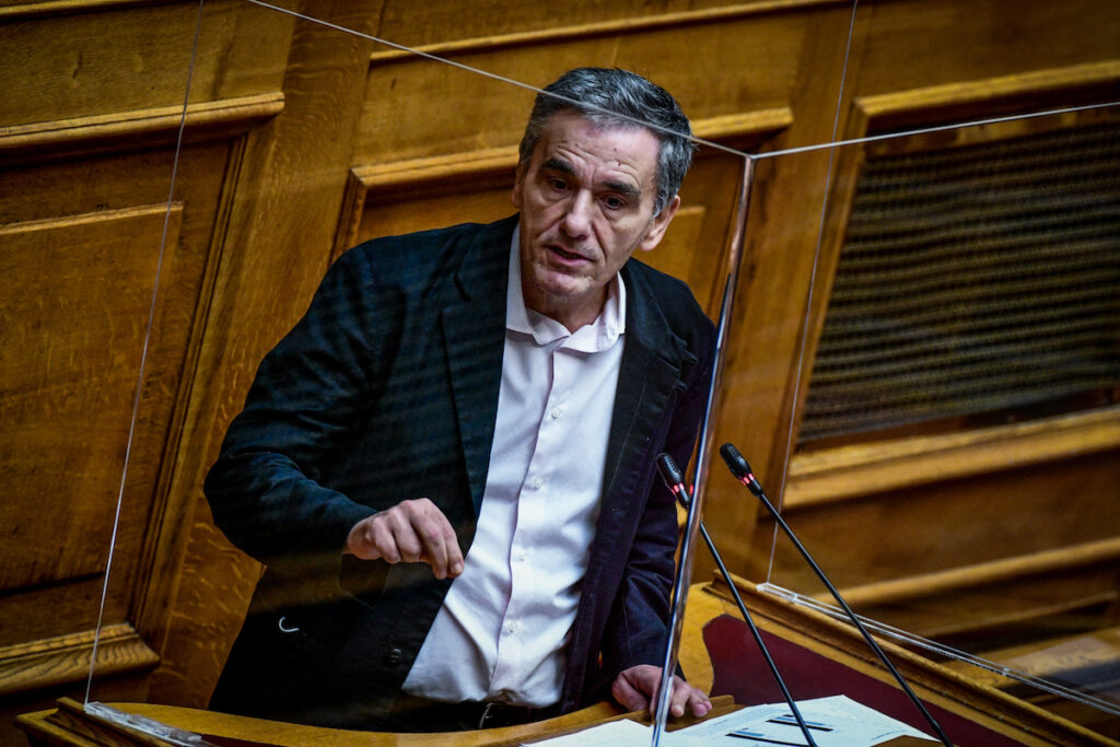 Ευκλείδης Τσακαλώτος: Χαρακώματα