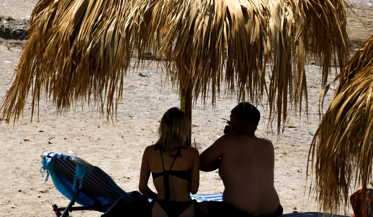 Καύσωνας: «Δρόσισε» με 40άρια σήμερα, οι περιοχές