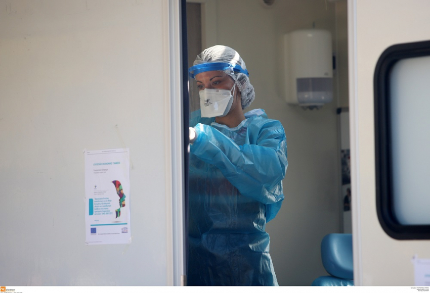 Κρούσματα σήμερα 19/11: Προς νέο υψηλό με πάνω από 3.000 στην ανακοίνωση του ΕΟΔΥ – «Ασφυξία» στις ΜΕΘ