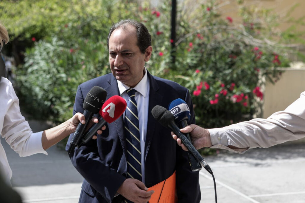 Σπίρτζης για «Κιβωτό του Κόσμου»: Ήξεραν από τον Αύγουστο; Ερωτήματα – «φωτιά» σε Θεοδωρικάκο