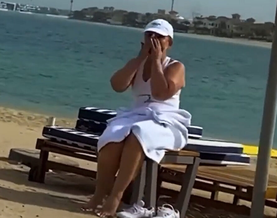 Ντουμπάι το μεγαλείο σου – Ουκρανοί πολιτικοί απολαμβάνουν τον ήλιο και τη θάλασσα (Βίντεο)