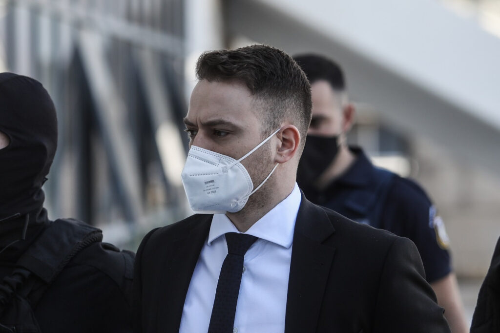 Πατέρας Καρολάιν για Μπάμπη Αναγνωστόπουλο: «Όταν της είπε για ναρκωτικά, τρελάθηκε»