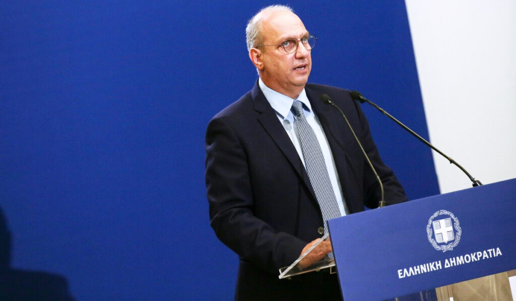 Οικονόμου κατά Τσίπρα για Τουρισμό: Η προσφορά για θέσεις εργασίας είναι μεγαλύτερη από τη ζήτηση