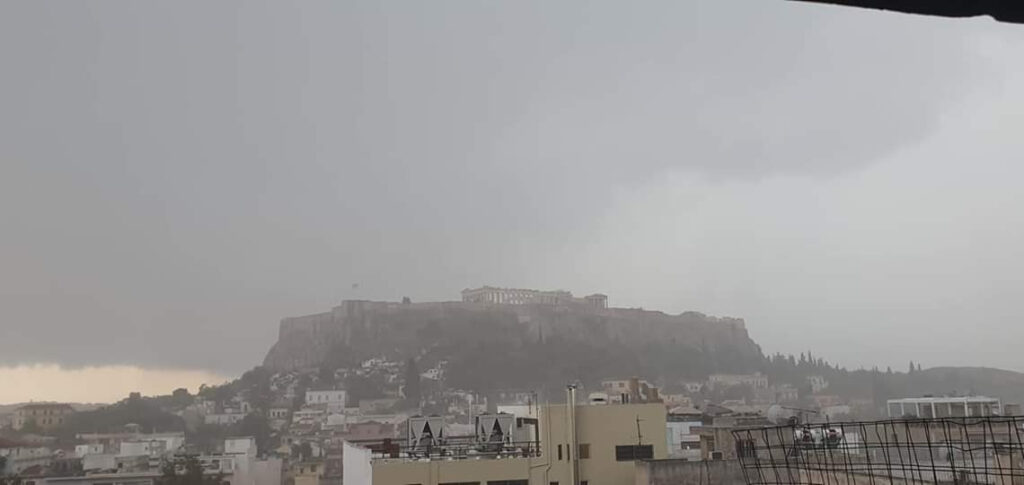 Πού θα «χτυπήσει» η κακοκαιρία τις επόμενες ώρες (video)