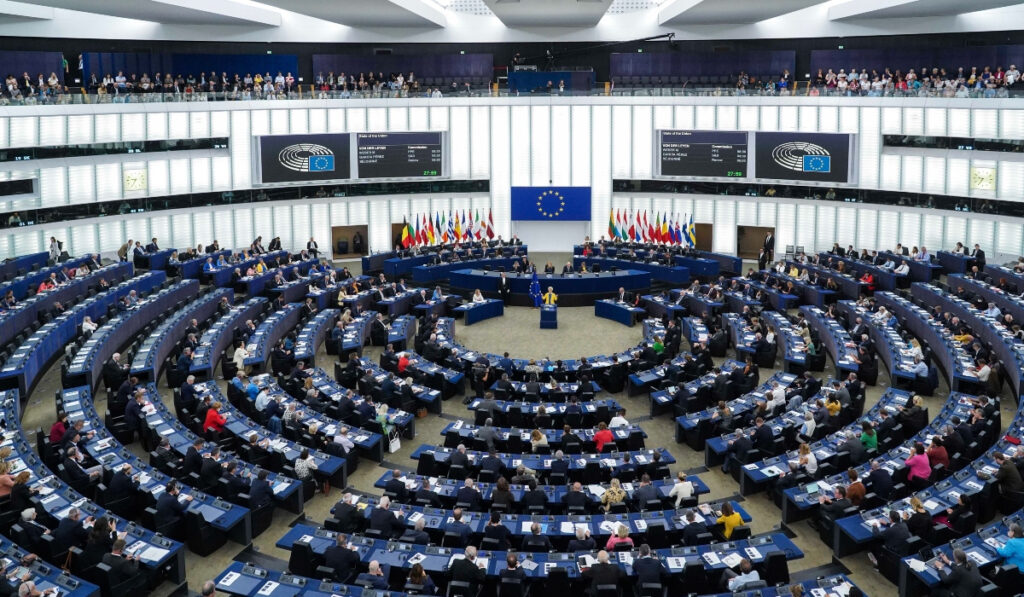 Ιταλικά ΜΜΕ: Μετά το Κατάρ, έρχεται το «λόμπυ με τα ρούβλια» στην Ευρωβουλή – Ο ρόλος της Κύπρου