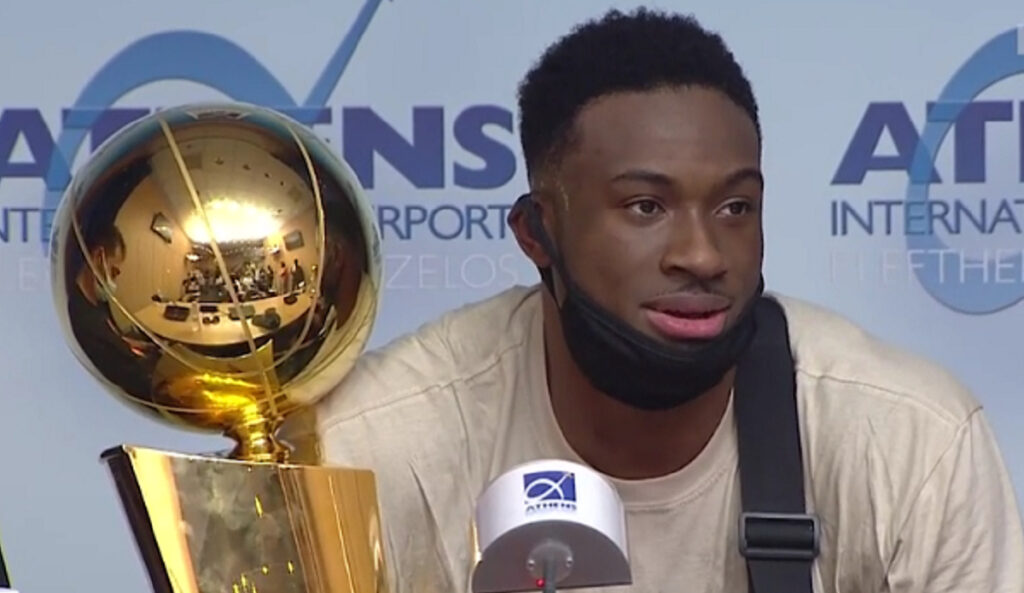 Θανάσης Αντετοκούνμπο: «Και να έλεγα ότι θέλω να το κάνουμε, δεν θα το πίστευα»