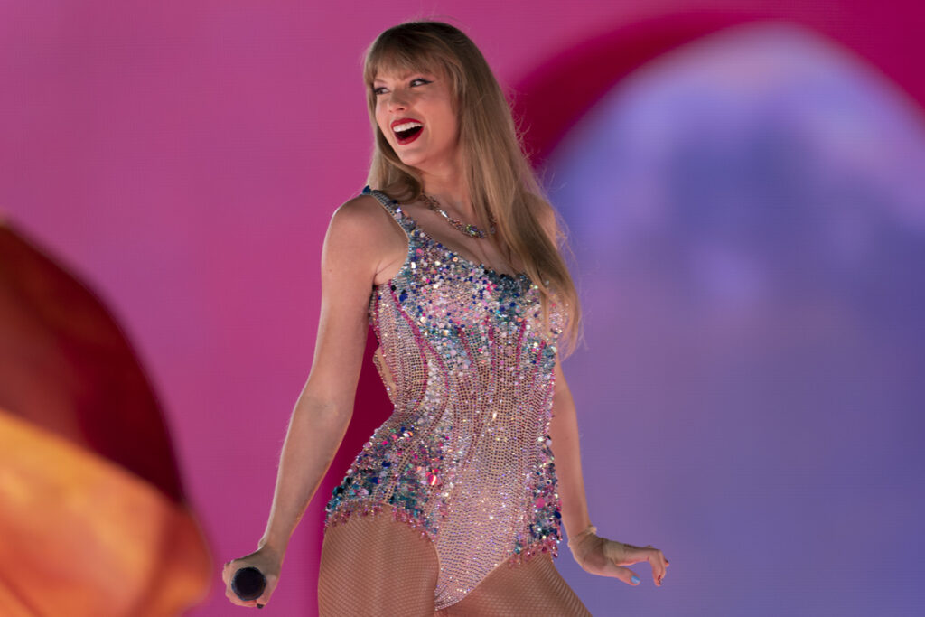 Taylor Swift: Το δώρο στους θαυμαστές της – Διαθέσιμο στις υπηρεσίες streaming το «You’re Losing Me»
