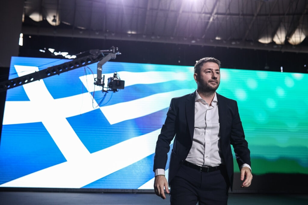 Η αλλαγή του εκλογικού νόμου έχει στόχο το ΠΑΣΟΚ και τον Νίκο Ανδρουλάκη!