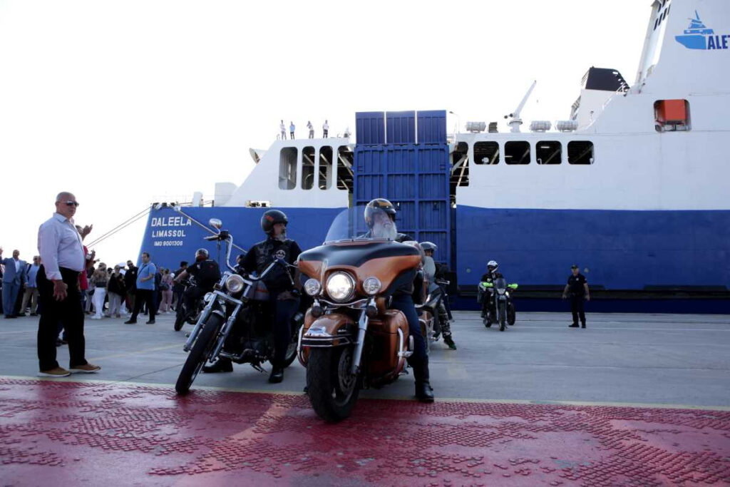 Κύπρος – Ελλάδα με πλοίο ξανά μετά από 22 χρόνια: Στον Πειραιά το Daleela (φωτ.)