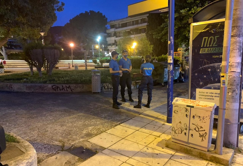 Αγία Παρασκευή: Μπλόκο από την ΕΛ.ΑΣ. στην πλατεία Αγίου Ιωάννου