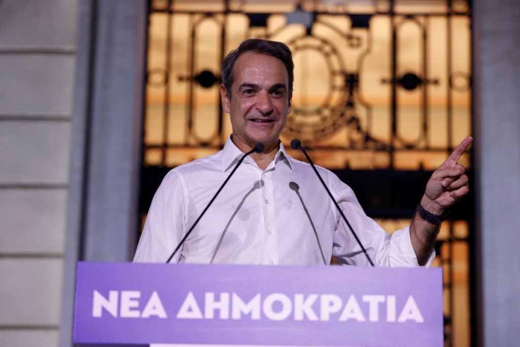 Αιχμές από Μητσοτάκη για Καραμανλή – Σαμαρά στο πάρτυ στη Ρηγίλλης: Στη δική μου θητεία η ΝΔ επικράτησε σε όλες τις μάχες