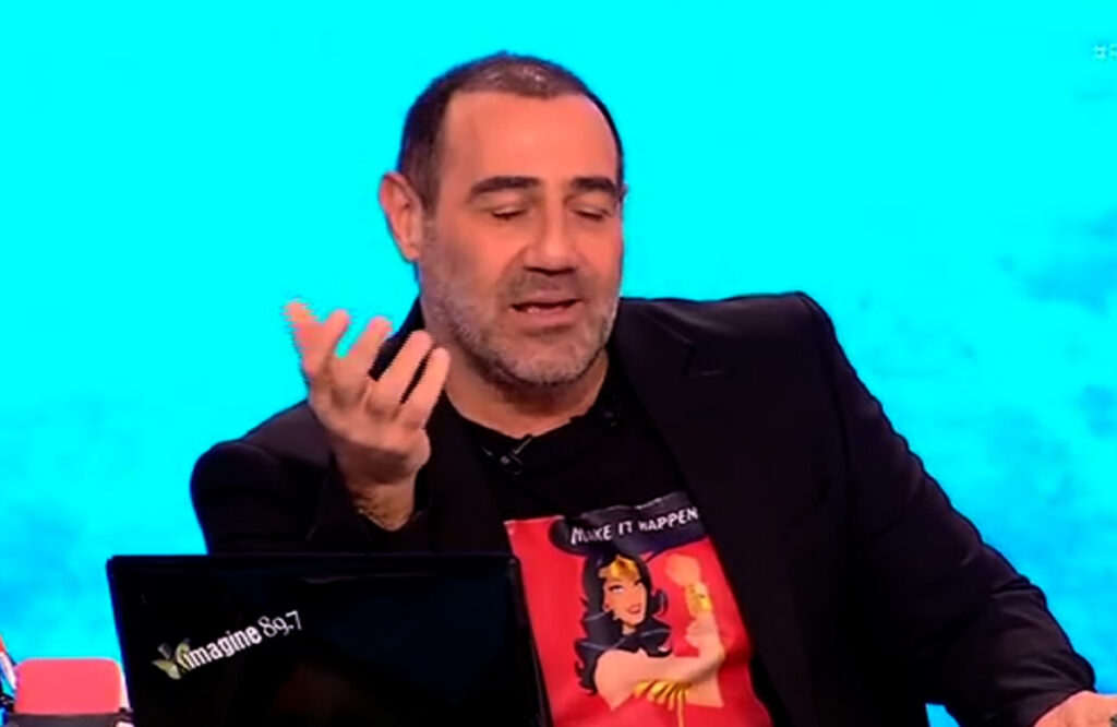 Ράδιο Αρβύλα – Αντώνης Κανάκης: «Τέσσερα τοστ σε μια ημέρα, αίσχος! Τι ζούμε ρε παιδιά»