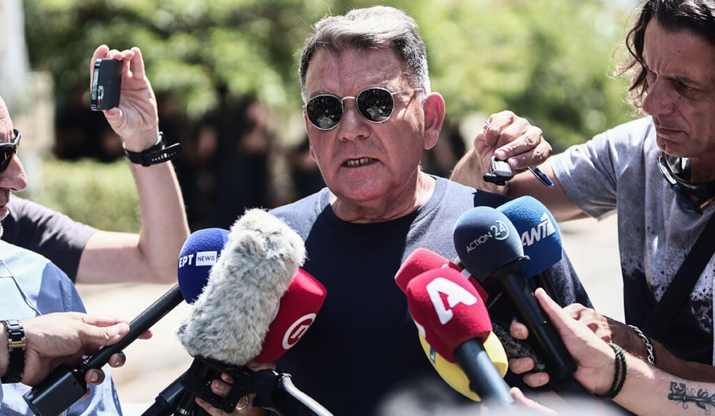 Νέα Φιλαδέλφεια: Ο Κούγιας ανέλαβε την υπεράσπιση του ενός Έλληνα συλληφθέντα – Ζητά δείγμα DNA από όλους