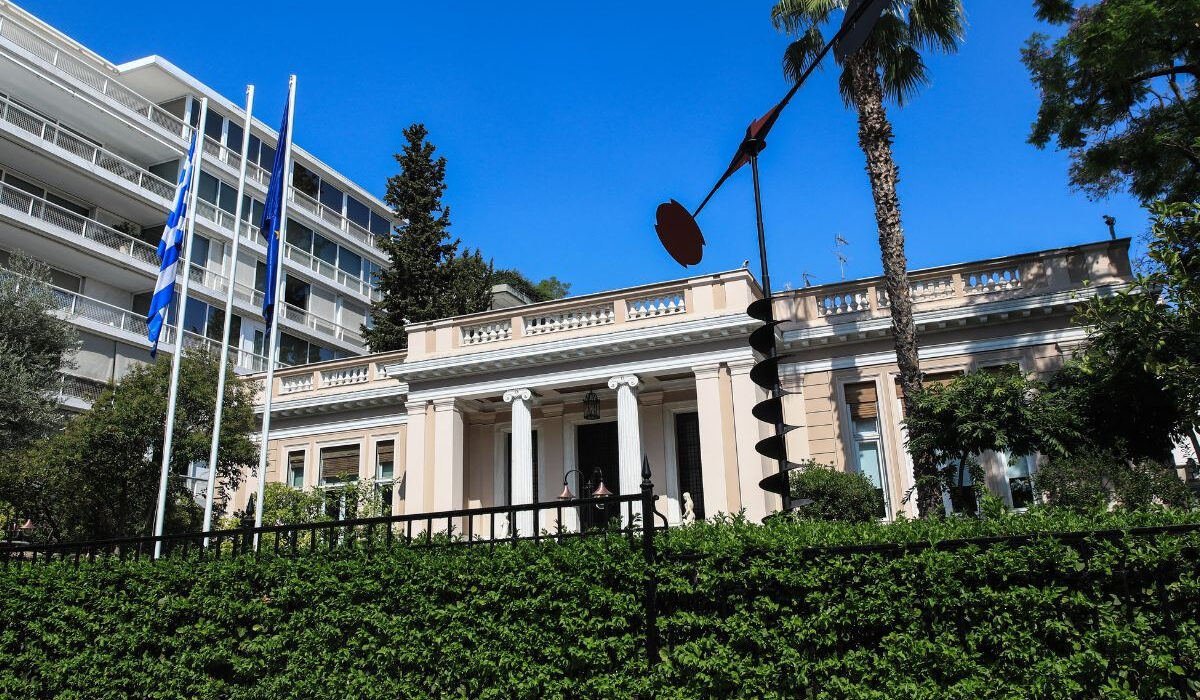 Η έκρηξη που έρχεται στο Μαξίμου
