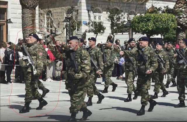 Ο Εισαγγελίας Εφετών της Σύρου παρέλασε για την 25η Μαρτίου