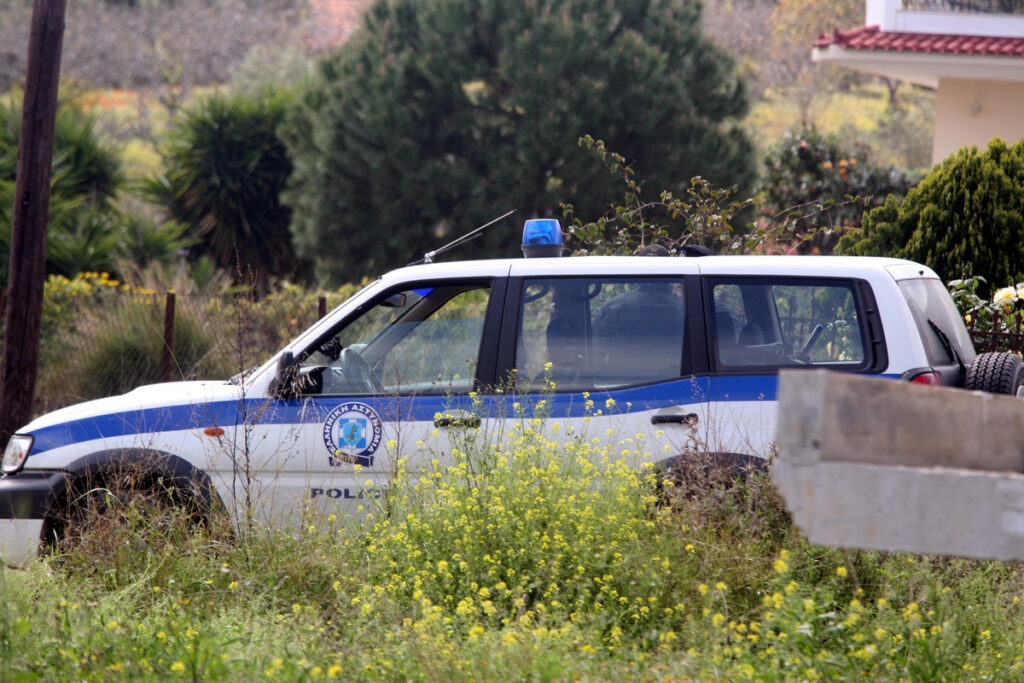 Έγκλημα στη Λάρισα: Νεκρός άνδρας από πυροβολισμό σε χωράφι