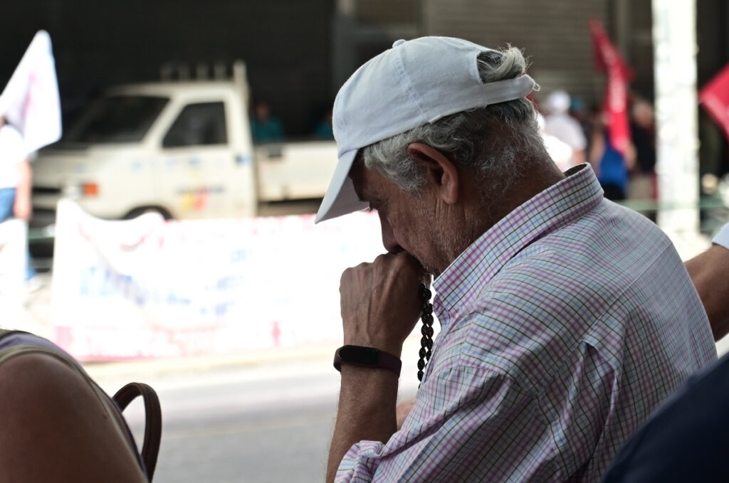«Φροντιστής της γειτονιάς» – Το νέο πρόγραμμα με voucher 500 ευρώ