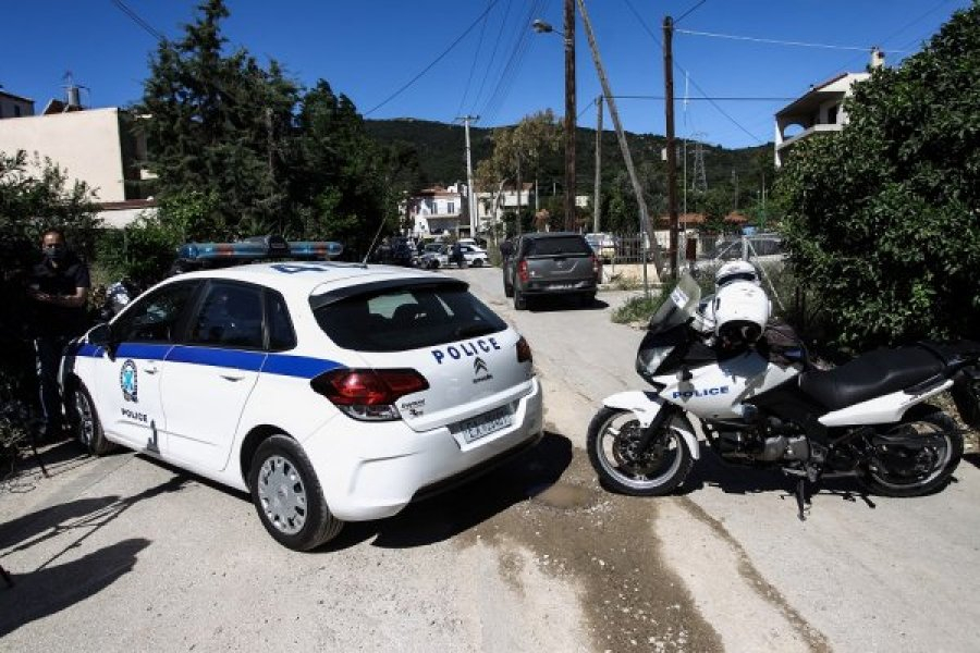 Γλυκά Νερά: Όσα αντίκρισαν οι αστυνομικοί μόλις μπήκαν στο σπίτι