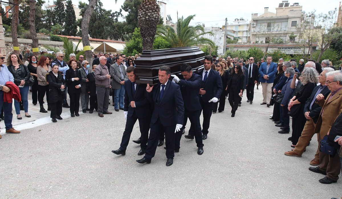 Λάζαρος Λασκαρίδης: Το τελευταίο αντίο στον αντιδήμαρχο Καλλιθέας που έφυγε από τη ζωή με τραγικό τρόπο
