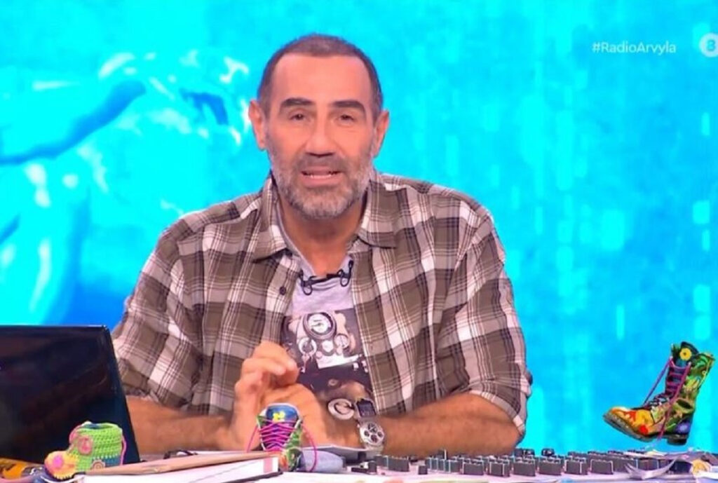 Αντώνης Κανάκης για Άδωνι Γεωργιάδη: «Έχω έρθει φορτωμένος, σιχτιρίζουμε σήμερα»