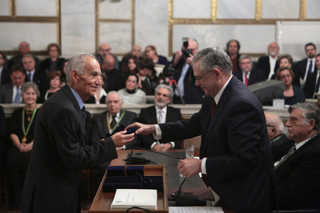 Πέθανε ο μεγάλος Έλληνας γιατρός και δάσκαλος Βασίλης Γολεμάτης