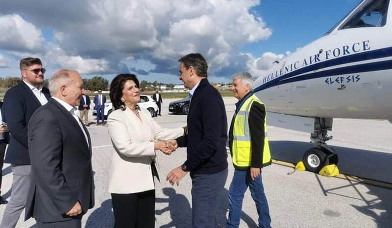 Παραδοχή Μητσοτάκη για το «αεροταξί»: Πρωθυπουργός είμαι, έχω και μια χώρα να κυβερνήσω