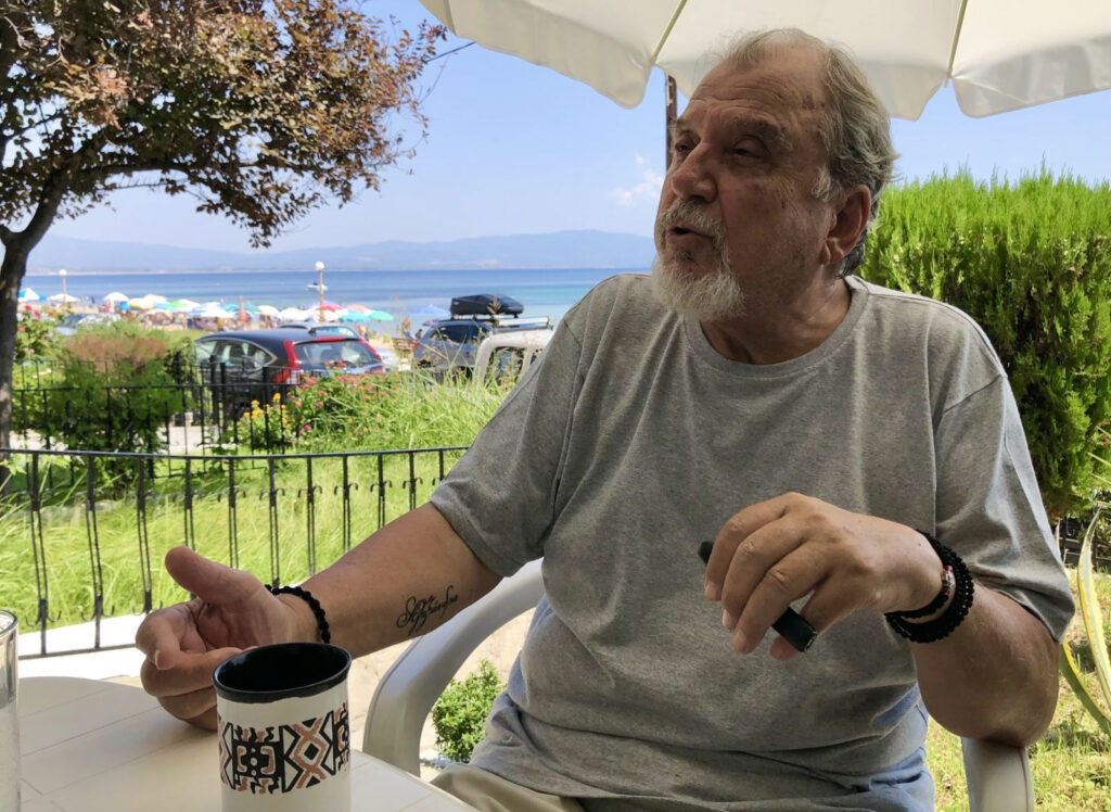 Ο Θεσσαλονικιός που ταξίδεψε σχεδόν σε όλα τα ελληνικά νησιά – Ποια δύο του μένουν για να αγγίξει το 100%