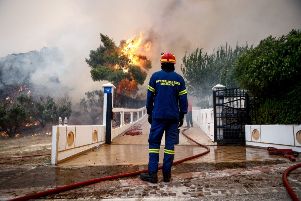 Υποχρεωτικά στο εξής τα μέτρα πυροπροστασίας στα σπίτια – Ποιες οι ποινές για τους παραβάτες
