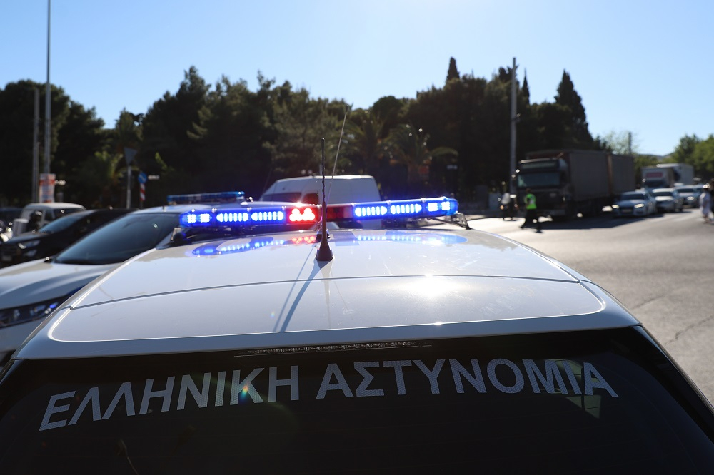 Έκλεψαν το όπλο αστυνομικού από το διαμέρισμά του