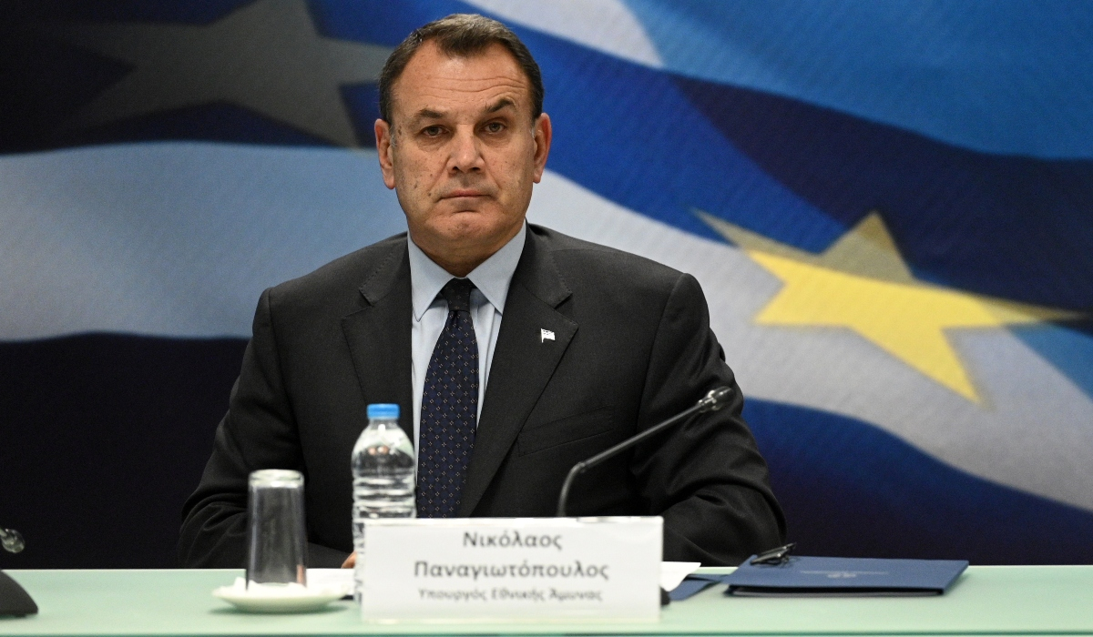 Νίκος Παναγιωτόπουλος: «Ανθρωπάκι»