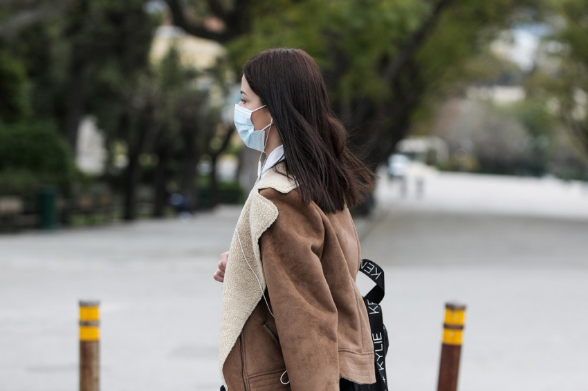 Θέατρα: Ανοίγουν αύριο για παραστάσεις σε ανοικτούς χώρους – Ποια τα μέτρα