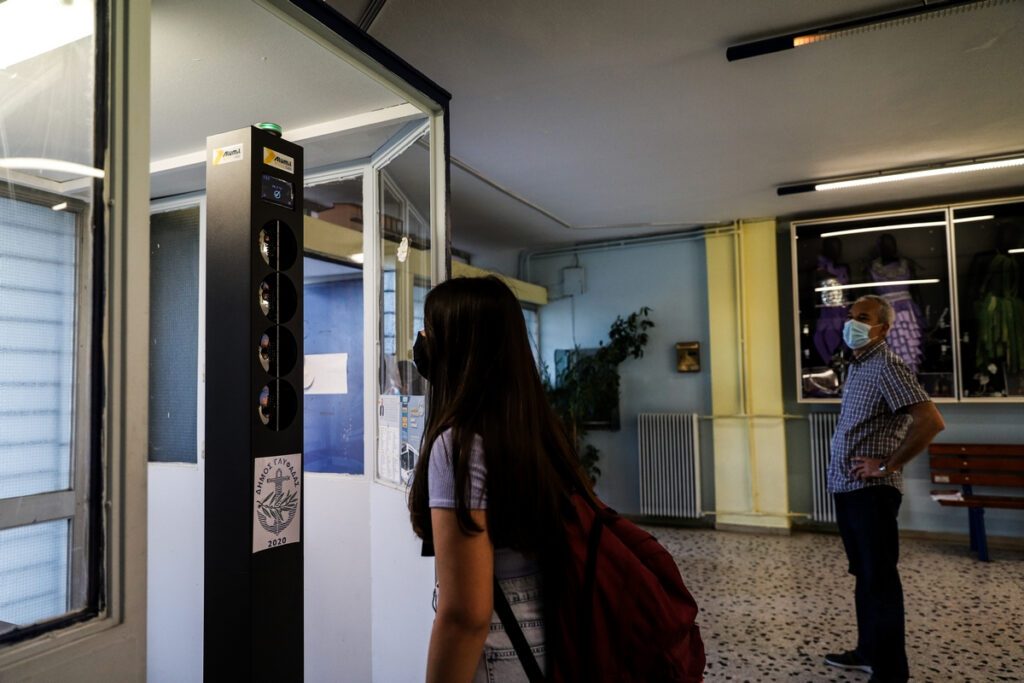 Μετάλλαξη Δέλτα στην Κρήτη: Κρούσματα σε ηλικίες από 8 ετών, όλοι κάτω των 30
