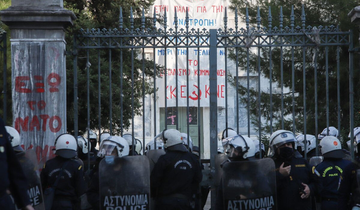 Πολυτεχνείο 2022: Κλειστοί δρόμοι στην Αθήνα και σταθμοί του Μετρό – Οι ώρες