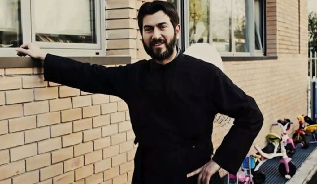 Κιβωτός του κόσμου: Αναβλήθηκε για τις 4 Απριλίου η δίκη του πατέρα Αντωνίου