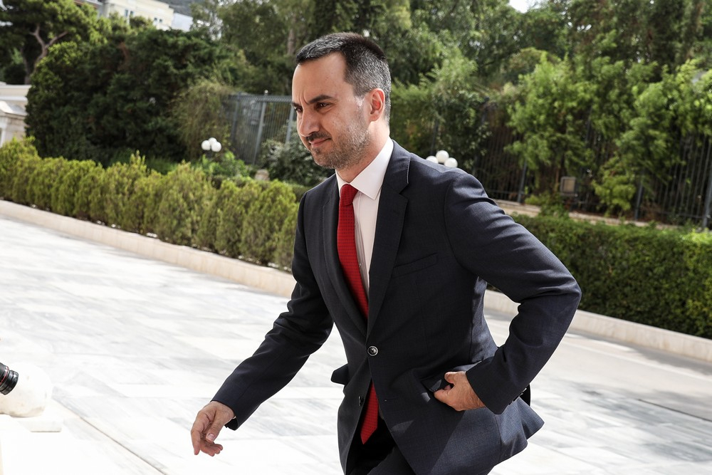 Χαρίτσης: Μείζον ζήτημα δημοκρατίας η προσπάθεια της κυβέρνησης να χειραγωγήσει ΜΜΕ