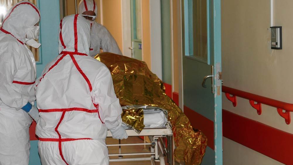 Κορονοϊός: Γιατί είναι κρίσιμες οι επόμενες ώρες για τα πρώτα κρούσματα στην Ελλάδα