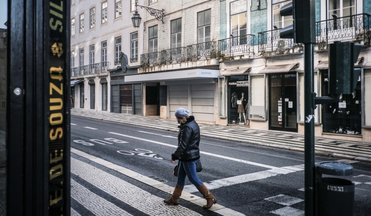 Κορονοϊός: Νέα μέτρα ακόμα και στην εμβολιασμένη Πορτογαλία