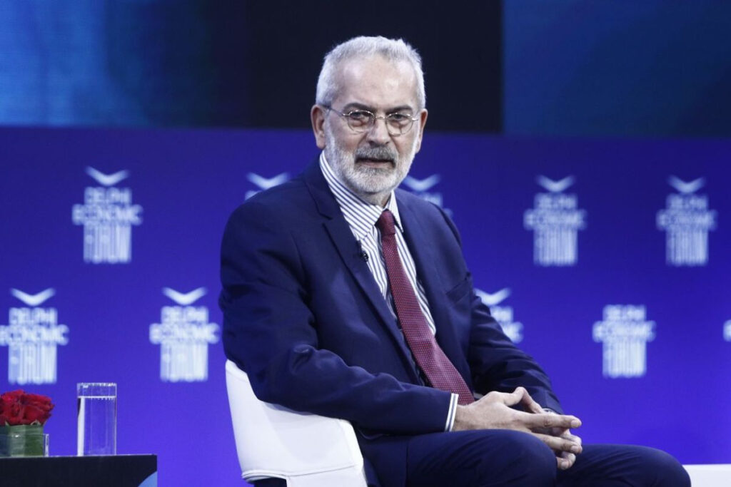 Υπηρεσιακός Πρωθυπουργός ο Ιωάννης Σαρμάς: Στη 1 στο Προεδρικό Μέγαρο – Ποιος είναι