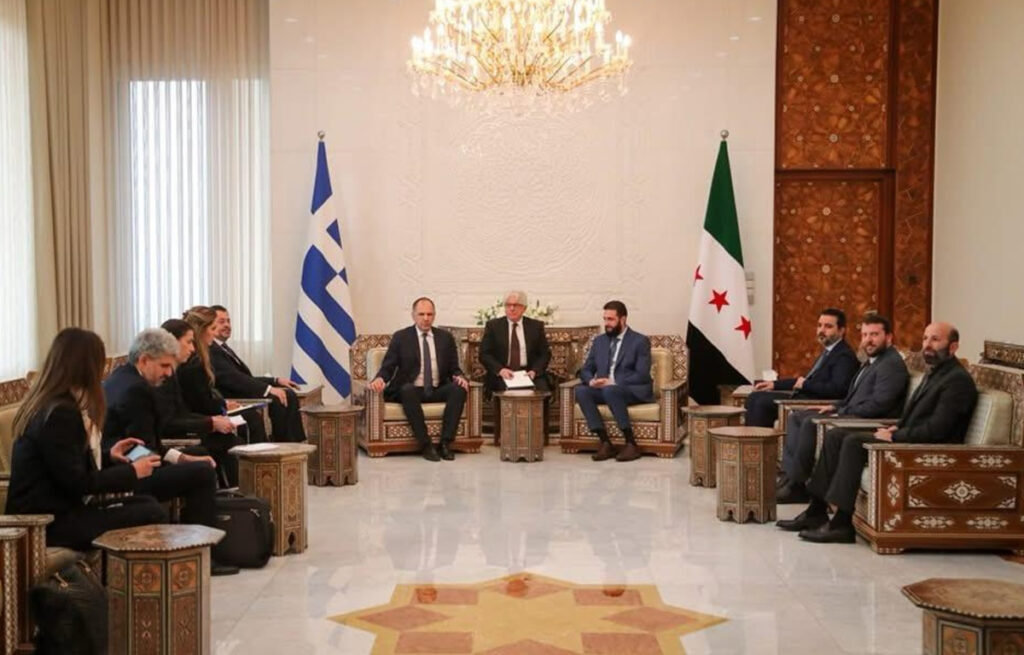 Επίσκεψη Γεραπετρίτη στη Δαμασκό – Συνάντηση με τον Αλ-Σάρ: «Η Ελλάδα είναι ενεργώς παρούσα στην περιοχή»