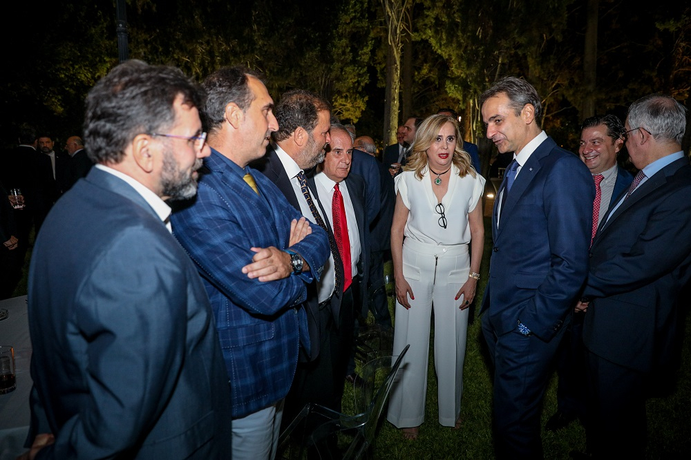 Η ατάκα Μητσοτάκη σε δημοσιογράφους για την Αγία Σοφία